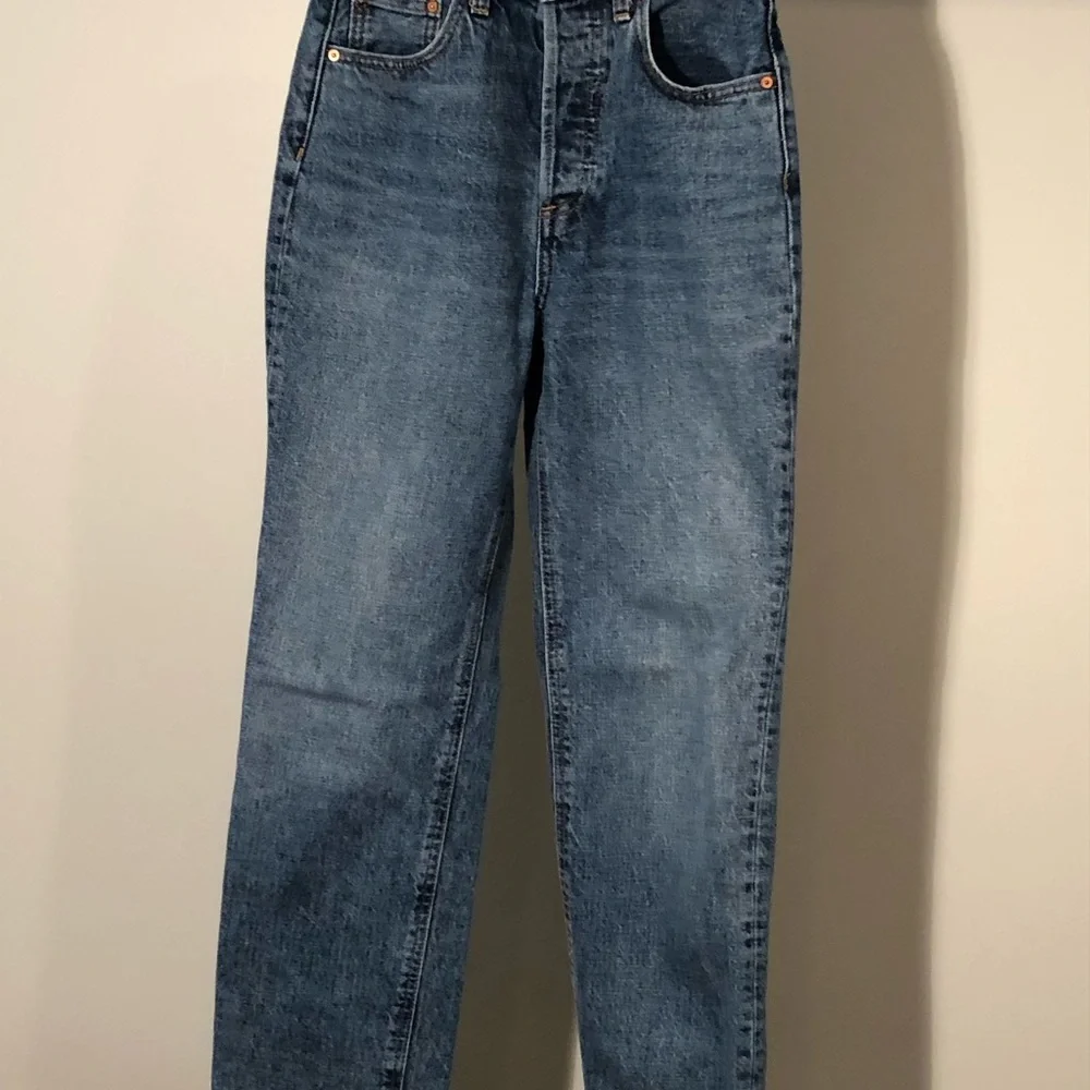 Denim Forum jeans by Aritzia. Ladies 23-29 - Picture 1 of 7
